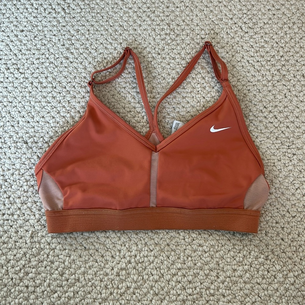 Nike V sports bra